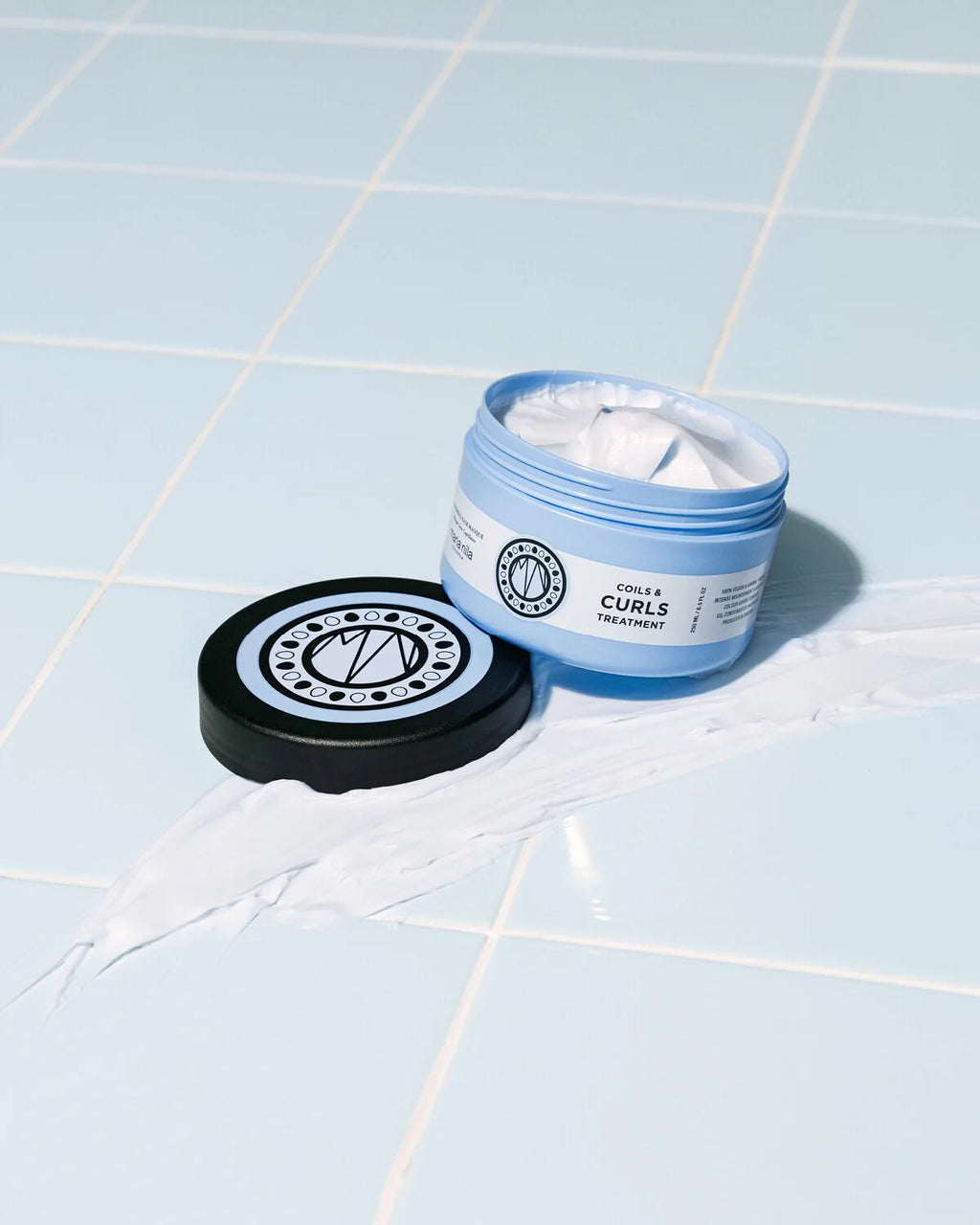 COILS & CURLS TREAT - MARIA NILA